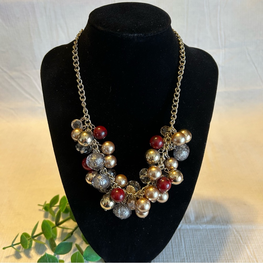❤️ Cluster Statement Necklace